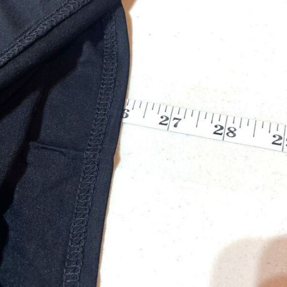 Pretty Little Thing Women's Brooklyn Printed Oversized T-Shirt Black Large NWT - Picture 6 of 9